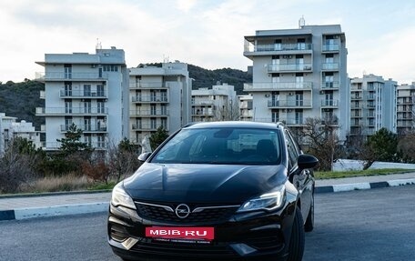 Opel Astra K, 2020 год, 2 300 000 рублей, 2 фотография