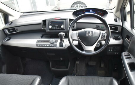 Honda Freed I, 2011 год, 1 260 000 рублей, 6 фотография