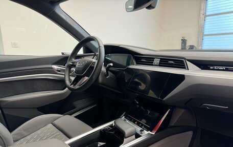 Audi e-tron Sportback I, 2021 год, 7 550 000 рублей, 8 фотография