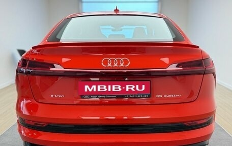 Audi e-tron Sportback I, 2021 год, 7 550 000 рублей, 5 фотография