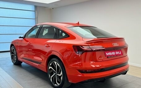 Audi e-tron Sportback I, 2021 год, 7 550 000 рублей, 4 фотография
