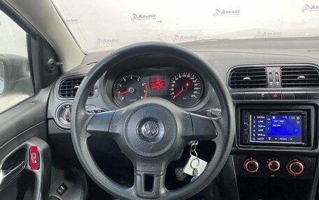 Volkswagen Polo VI (EU Market), 2012 год, 780 000 рублей, 10 фотография