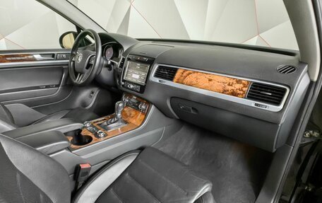 Volkswagen Touareg III, 2010 год, 2 849 700 рублей, 9 фотография