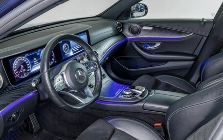 Mercedes-Benz E-Класс, 2020 год, 3 900 000 рублей, 10 фотография