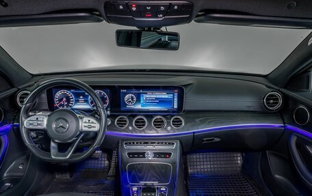 Mercedes-Benz E-Класс, 2020 год, 3 900 000 рублей, 12 фотография