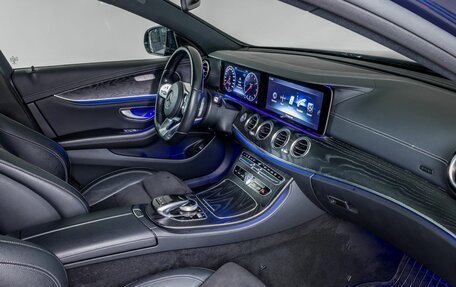 Mercedes-Benz E-Класс, 2020 год, 3 900 000 рублей, 11 фотография