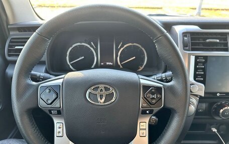 Toyota 4Runner V, 2022 год, 7 000 000 рублей, 14 фотография