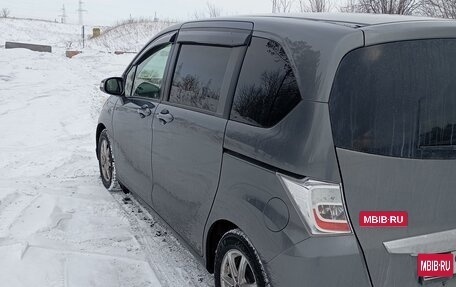 Honda Freed I, 2012 год, 1 260 000 рублей, 2 фотография
