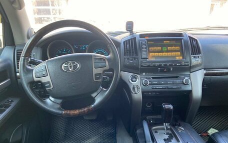 Toyota Land Cruiser 200, 2011 год, 3 499 000 рублей, 5 фотография
