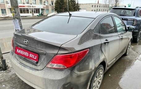Hyundai Solaris II рестайлинг, 2016 год, 1 040 000 рублей, 3 фотография