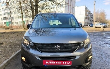 Peugeot Rifter I, 2020 год, 2 262 000 рублей, 8 фотография