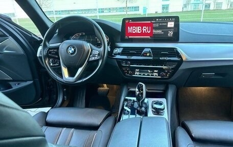 BMW 5 серия, 2021 год, 4 300 000 рублей, 2 фотография