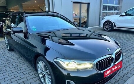 BMW 5 серия, 2021 год, 4 300 000 рублей, 4 фотография