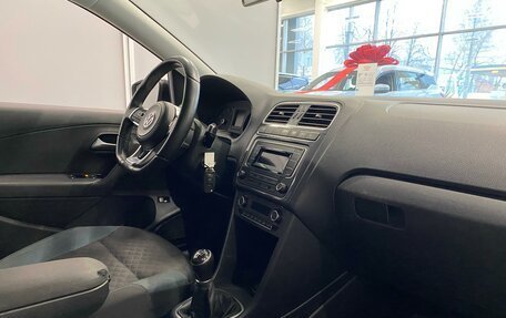 Volkswagen Polo VI (EU Market), 2019 год, 1 340 000 рублей, 12 фотография