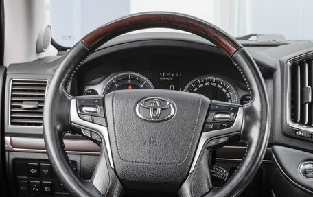 Toyota Land Cruiser 200, 2016 год, 6 499 000 рублей, 15 фотография