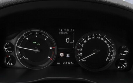 Toyota Land Cruiser 200, 2016 год, 6 499 000 рублей, 12 фотография