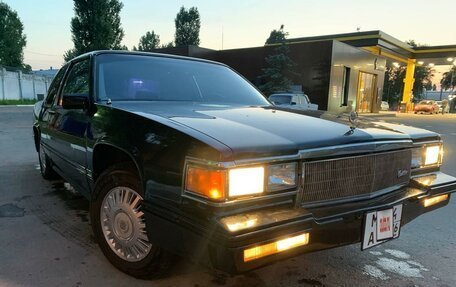 Cadillac DeVille VI, 1986 год, 890 000 рублей, 3 фотография