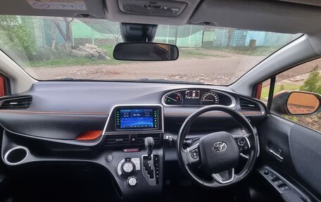 Toyota Sienta II, 2018 год, 1 750 000 рублей, 9 фотография