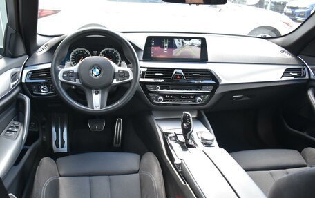 BMW 5 серия, 2018 год, 4 570 000 рублей, 6 фотография