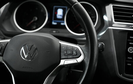 Volkswagen Tiguan II, 2021 год, 3 182 000 рублей, 29 фотография