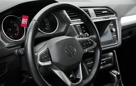 Volkswagen Tiguan II, 2021 год, 3 182 000 рублей, 32 фотография
