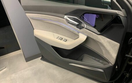 Audi e-tron Sportback I, 2020 год, 6 200 000 рублей, 24 фотография