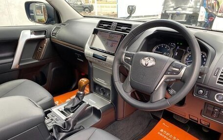 Toyota Land Cruiser Prado 150 рестайлинг 2, 2020 год, 3 477 000 рублей, 11 фотография