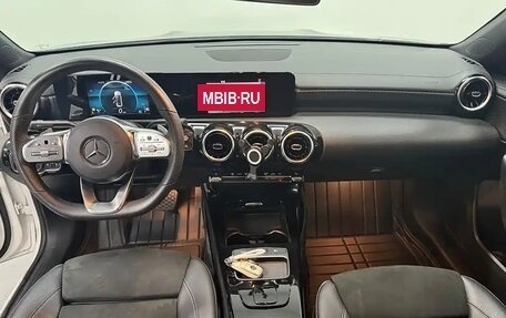 Mercedes-Benz A-Класс, 2023 год, 2 050 000 рублей, 7 фотография