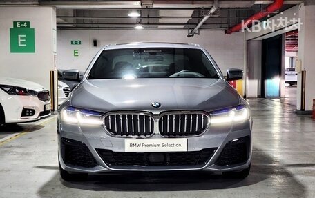 BMW 5 серия, 2021 год, 3 845 888 рублей, 2 фотография