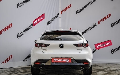 Mazda 3, 2020 год, 2 390 000 рублей, 9 фотография