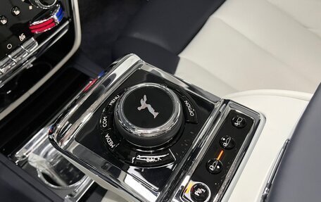 Rolls-Royce Phantom VIII, 2023 год, 121 500 000 рублей, 15 фотография