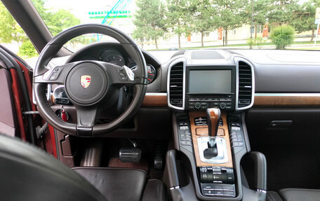 Porsche Cayenne III, 2012 год, 3 400 000 рублей, 26 фотография