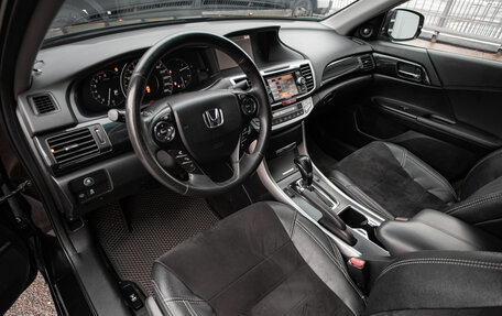 Honda Accord IX рестайлинг, 2013 год, 1 750 000 рублей, 22 фотография