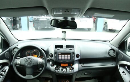 Toyota RAV4, 2011 год, 1 898 000 рублей, 20 фотография