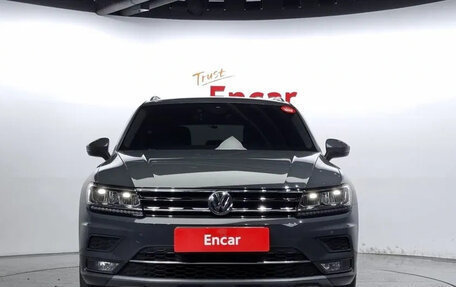 Volkswagen Tiguan II, 2020 год, 2 550 050 рублей, 2 фотография