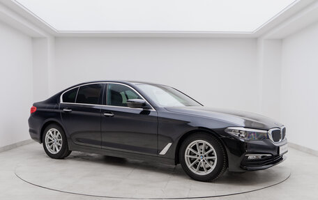 BMW 5 серия, 2017 год, 3 730 000 рублей, 3 фотография
