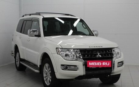 Mitsubishi Pajero IV, 2015 год, 3 050 000 рублей, 3 фотография