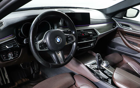 BMW 5 серия, 2017 год, 4 598 000 рублей, 15 фотография