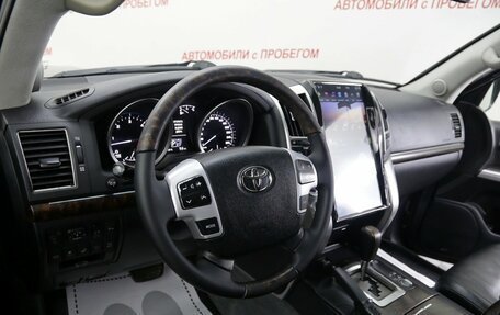 Toyota Land Cruiser 200, 2012 год, 3 149 000 рублей, 10 фотография