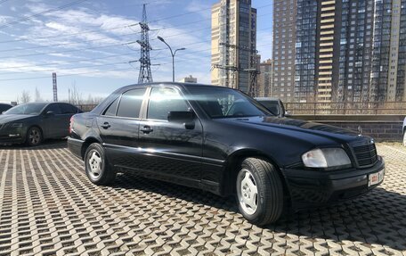 Mercedes-Benz C-Класс, 1997 год, 534 000 рублей, 4 фотография