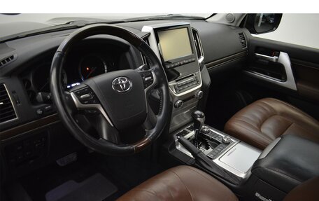 Toyota Land Cruiser 200, 2016 год, 6 100 000 рублей, 19 фотография