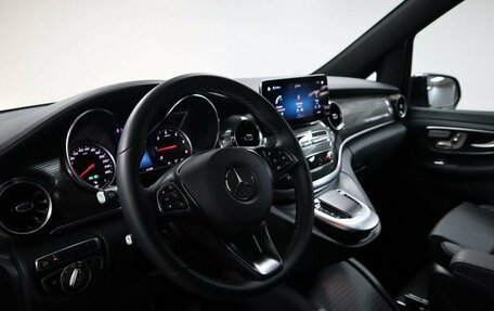 Mercedes-Benz V-Класс, 2022 год, 11 770 000 рублей, 18 фотография