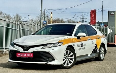 Toyota Camry, 2021 год, 2 497 000 рублей, 1 фотография