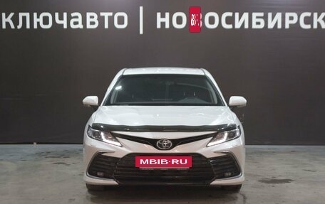 Toyota Camry, 2021 год, 3 650 000 рублей, 2 фотография