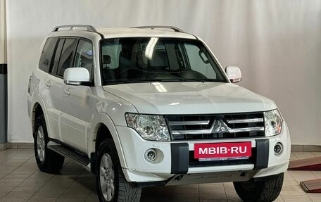 Mitsubishi Pajero IV, 2010 год, 2 079 000 рублей, 3 фотография