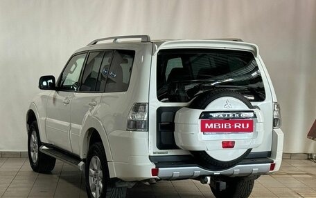 Mitsubishi Pajero IV, 2010 год, 2 079 000 рублей, 4 фотография