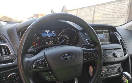 Ford Focus III, 2015 год, 1 500 000 рублей, 2 фотография