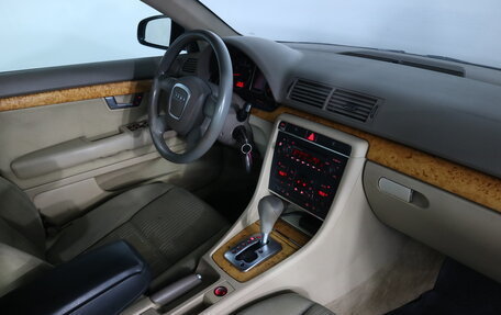 Audi A4, 2005 год, 490 000 рублей, 11 фотография
