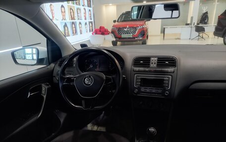 Volkswagen Polo VI (EU Market), 2018 год, 1 325 000 рублей, 18 фотография