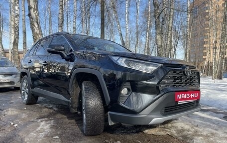 Toyota RAV4, 2020 год, 4 270 000 рублей, 2 фотография